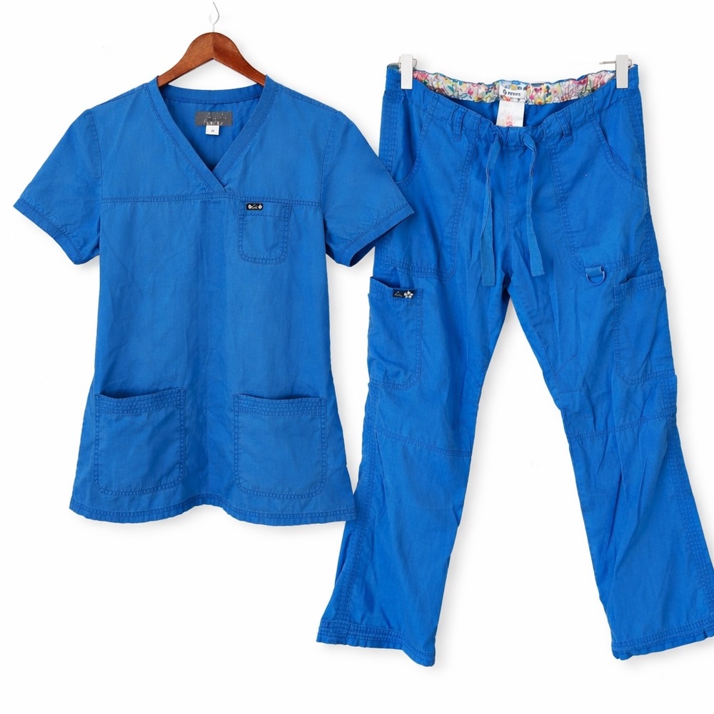 Koi Scrub Set M Petite Blue Nurse Medical Uniform Cargo Pants Top